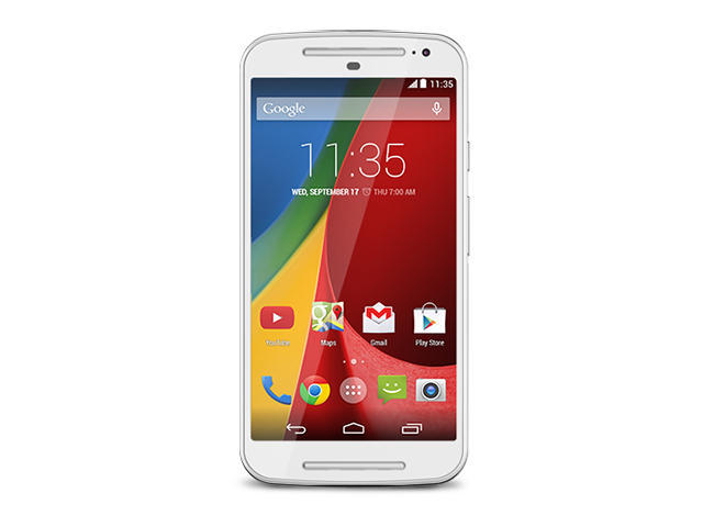 Смартфони Motorola Moto G2 8GB, бял цвят + 750MB интернет на месец