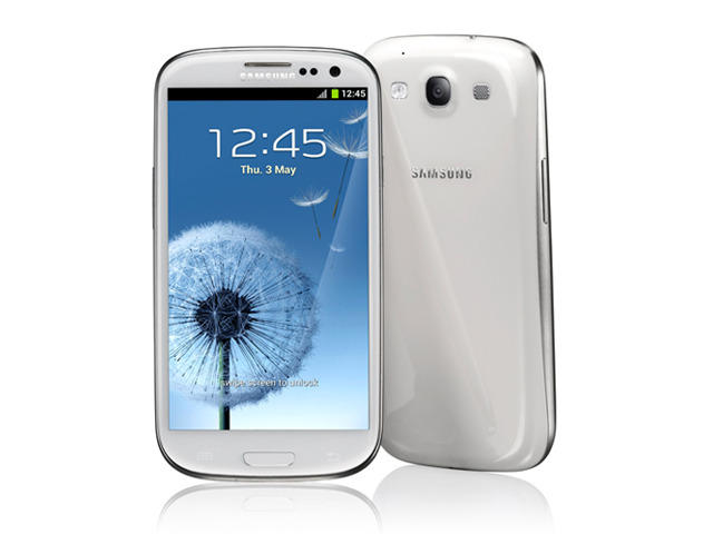 Смартфони Samsung Galaxy S III 16GB, бял цвят